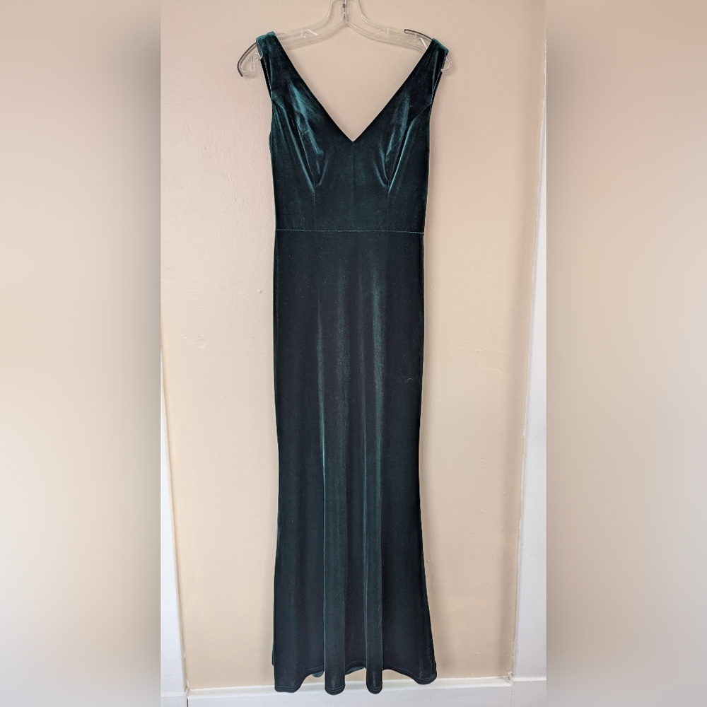 Revelry Dakota Velvet Dress, Classic Emerald/Green (SIZE 6)